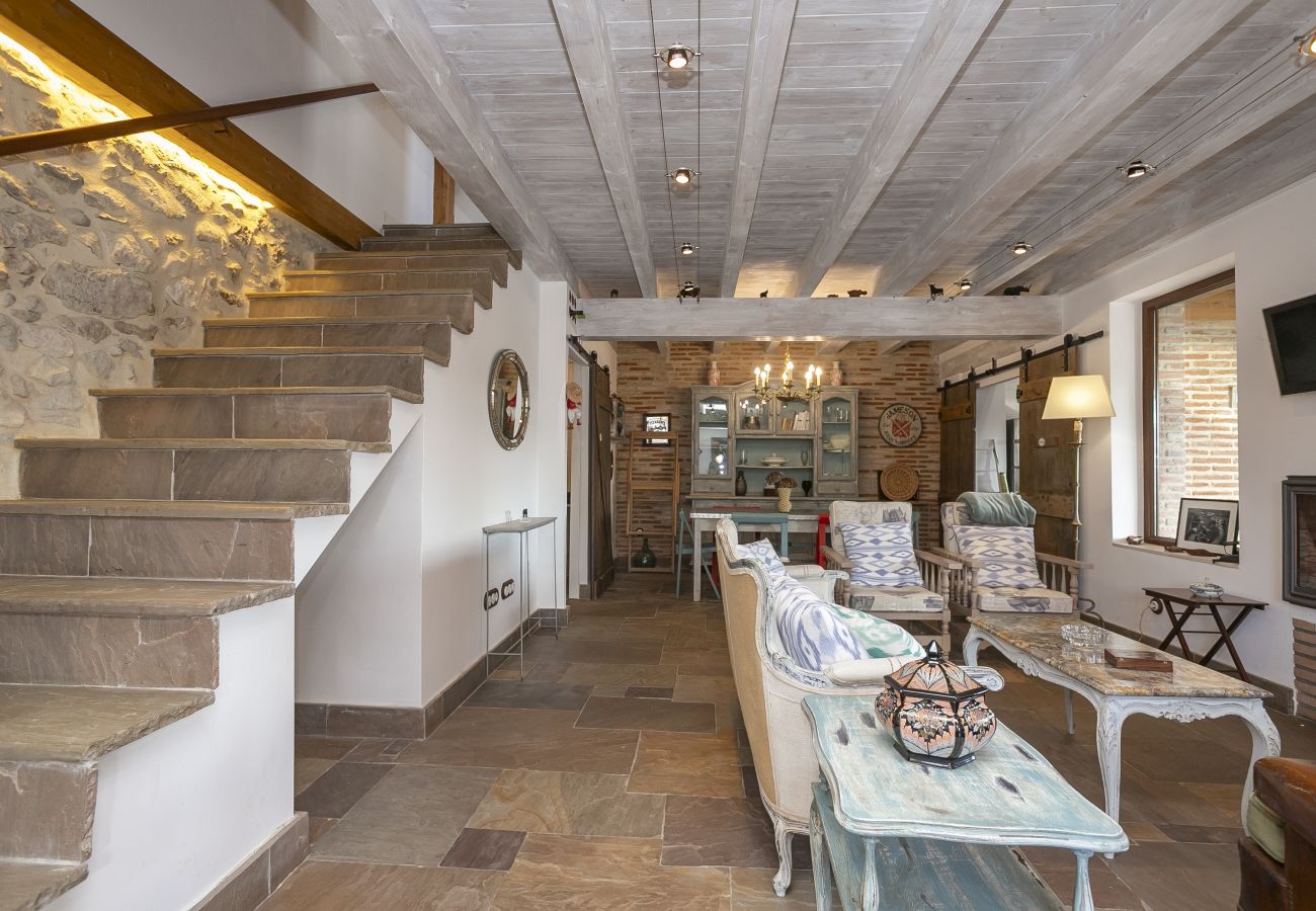 Cottage in Val de San Vicente - YourHouse Las Hortensias