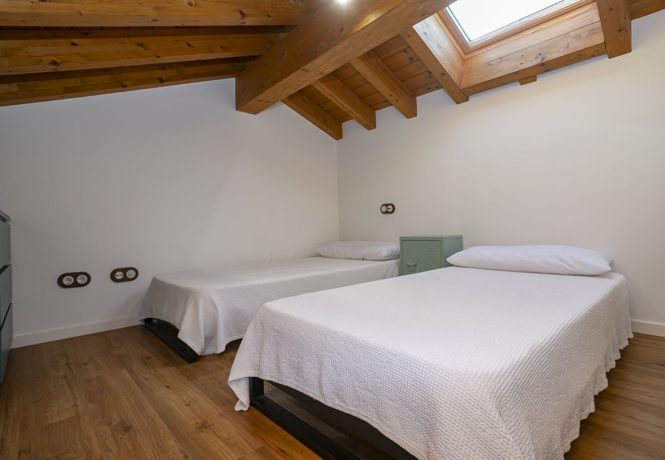 Cottage in Val de San Vicente - YourHouse Las Hortensias