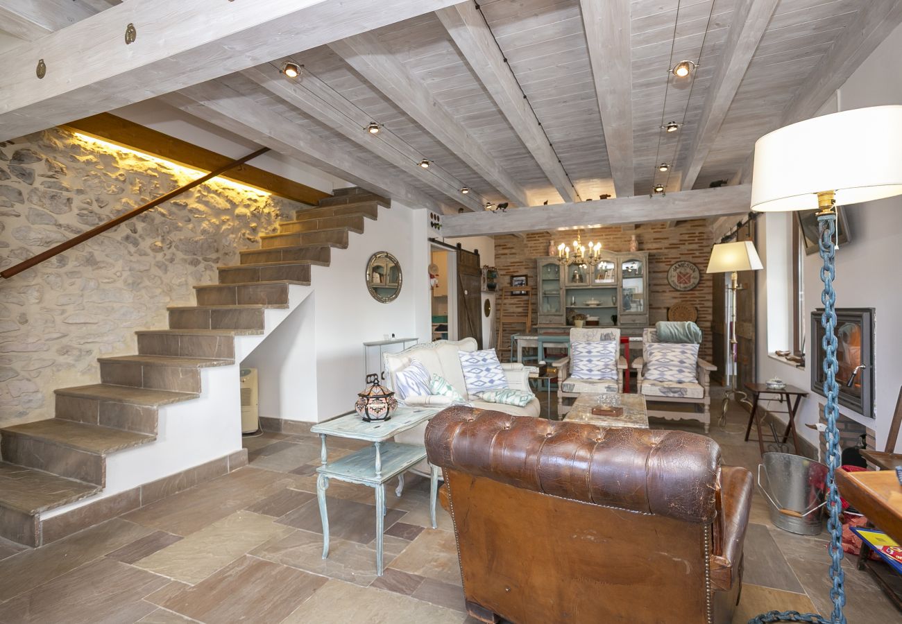 Cottage in Val de San Vicente - YourHouse Las Hortensias