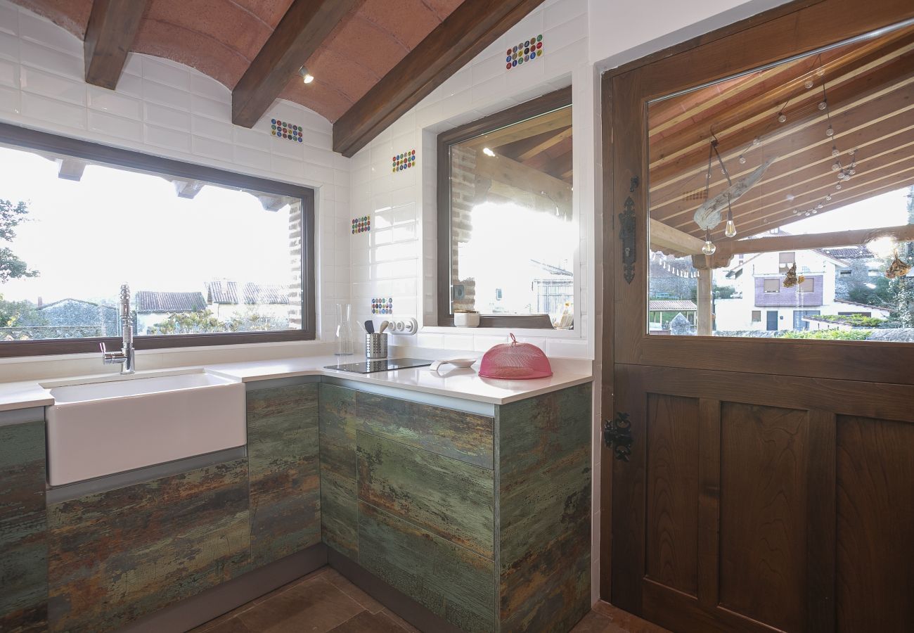 Cottage in Val de San Vicente - YourHouse Las Hortensias