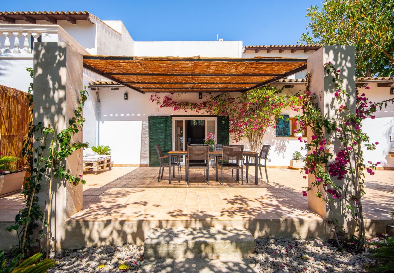 Farm stay in Santa Margalida - Agroturismo Son Flo Buguemvillea