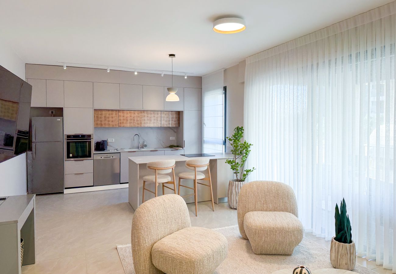 Apartment in Ramat Gan - MAMAD Brand New with Terrace next to Park by FeelHome