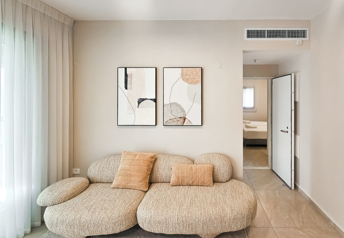 Apartment in Ramat Gan - MAMAD Brand New with Terrace next to Park by FeelHome