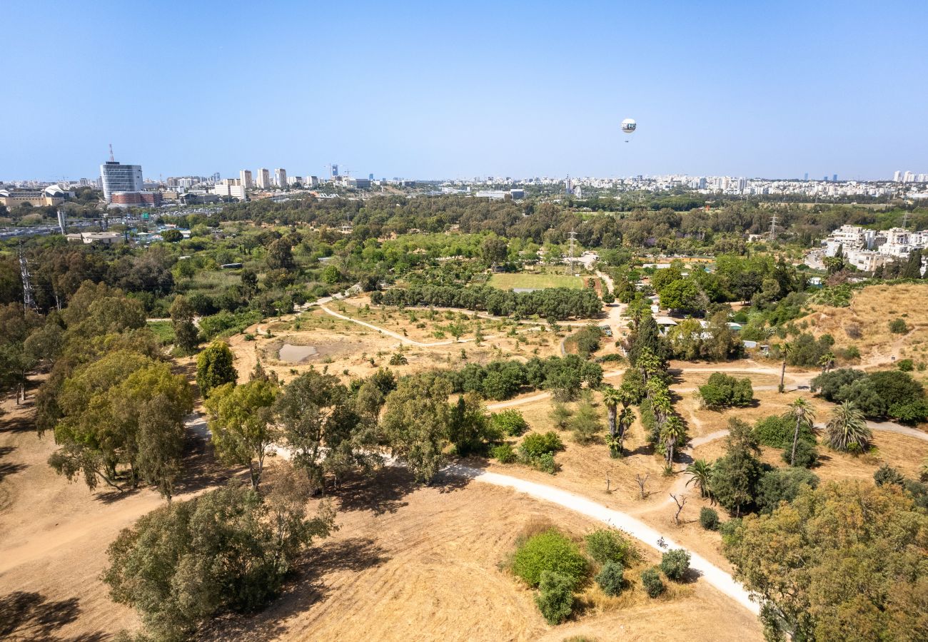 Apartment in Ramat Gan - MAMAD Brand New with Terrace next to Park by FeelHome