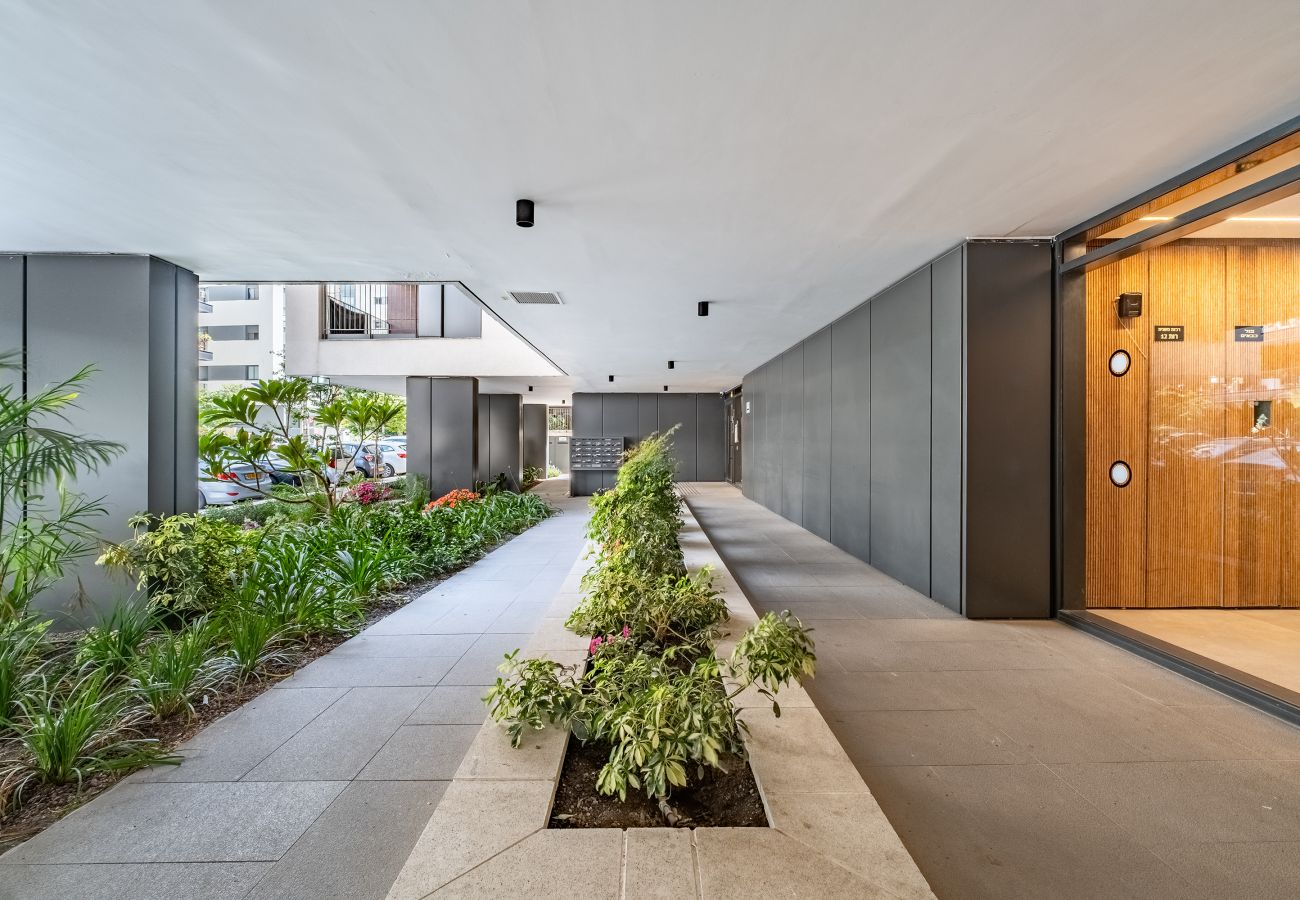 Apartment in Ramat Gan - MAMAD Brand New with Terrace next to Park by FeelHome