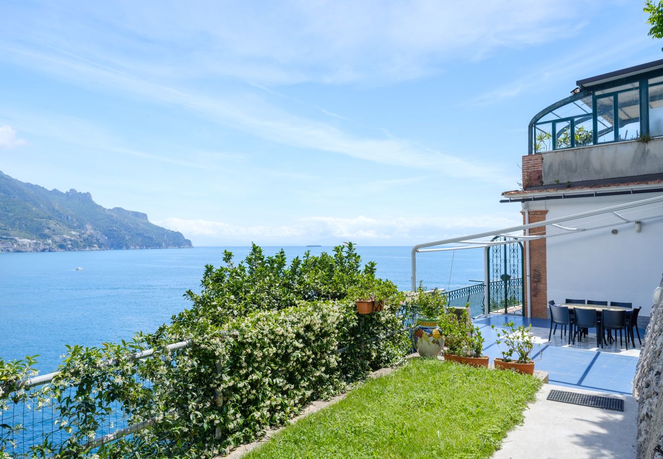 Villa in Ravello - I Giardini del Mare - Seafront Villa with Private Sea Access