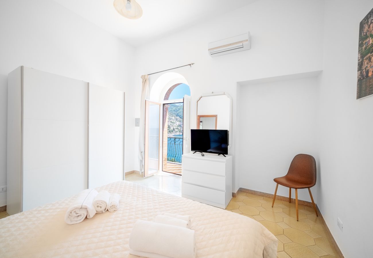 Villa in Ravello - I Giardini del Mare - Seafront Villa with Private Sea Access