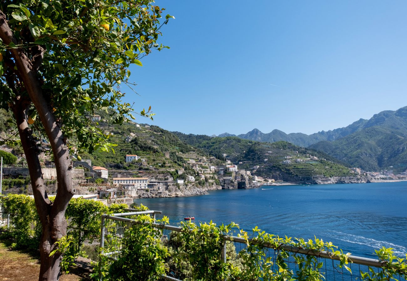 Villa in Ravello - I Giardini del Mare - Seafront Villa with Private Sea Access