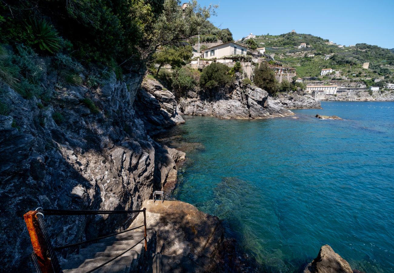 Villa in Ravello - I Giardini del Mare - Seafront Villa with Private Sea Access