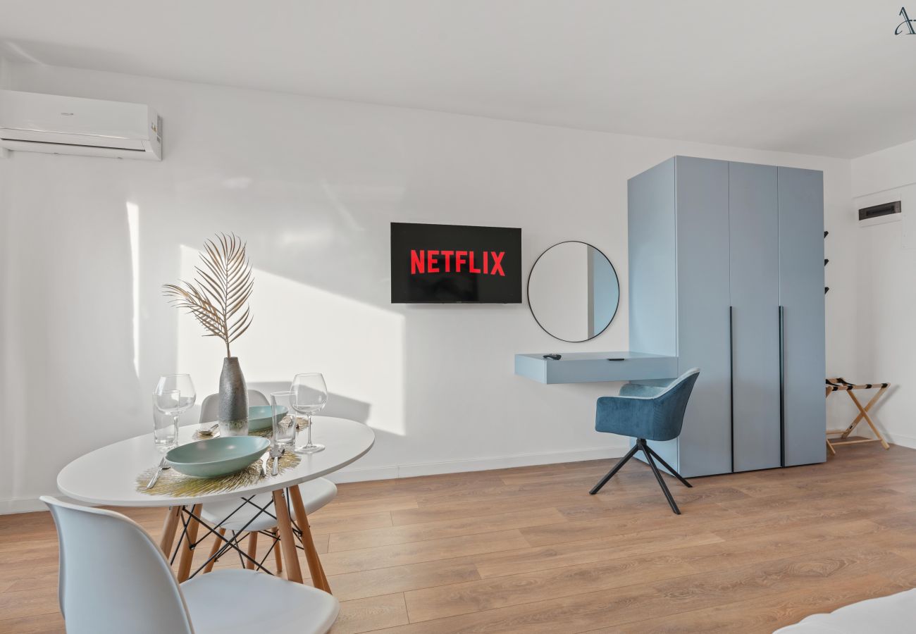 Studio in Otopeni - Blue Studio LaForesta