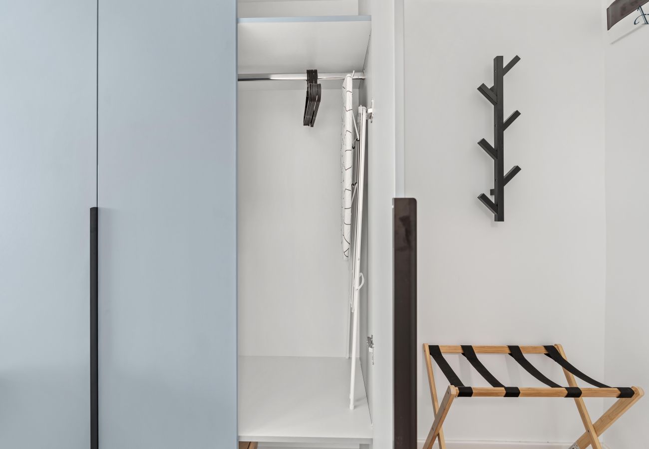 Studio in Otopeni - Blue Studio LaForesta