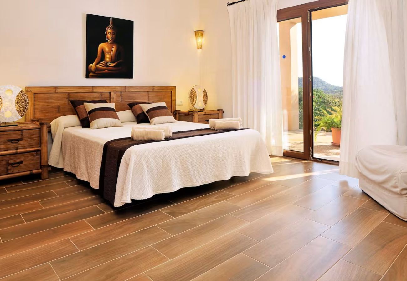 Country house in Felanitx - YourHouse Albercoquer