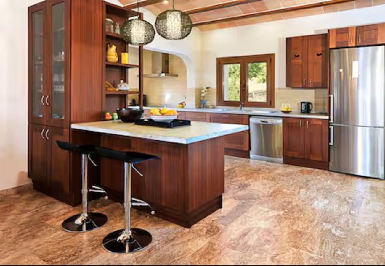 Country house in Felanitx - YourHouse Albercoquer