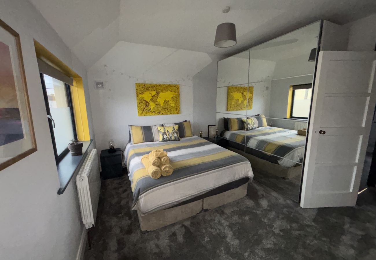 House in Dublin - Stylish Dublin 2 BDR retreat