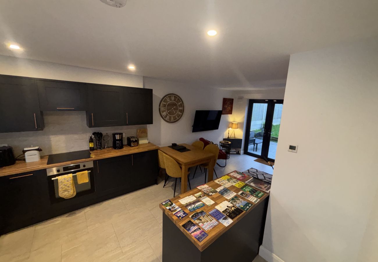 House in Dublin - Stylish Dublin 2 BDR retreat