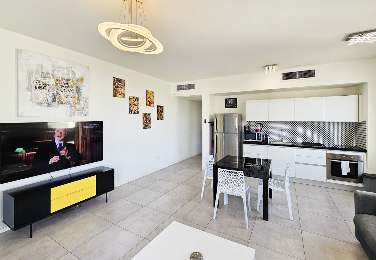 Apartment in Tel Aviv - Jaffa - MAMAD Modern&Bright with Balcony in City Center by FeelHome