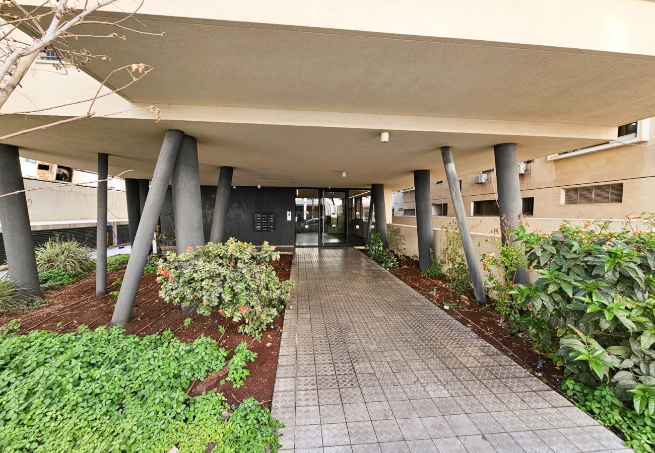 Apartment in Tel Aviv - Jaffa - MAMAD Modern&Bright with Balcony in City Center by FeelHome