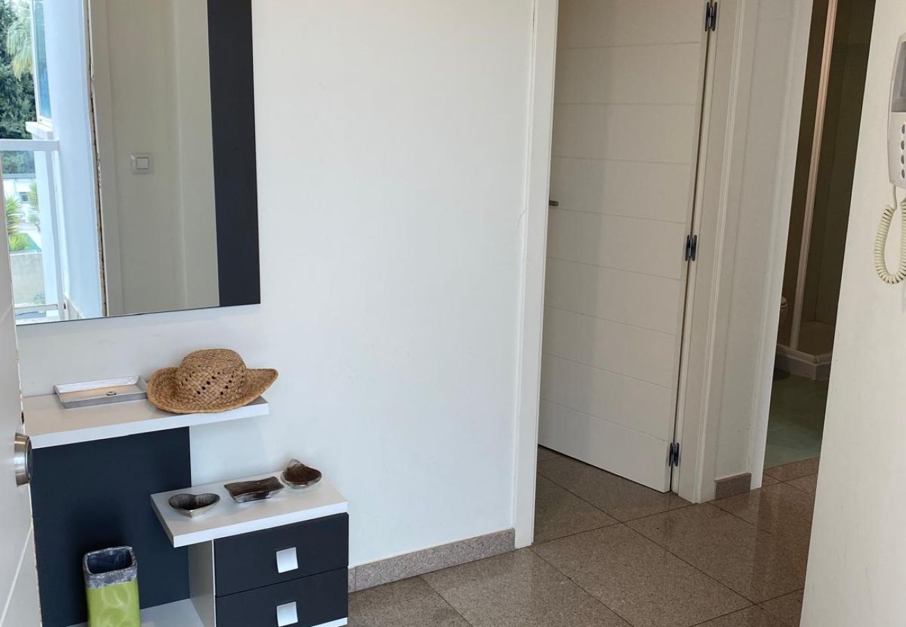 Apartment in Denia - PASEO AL MAR -3 hab. VYB - Lm 035