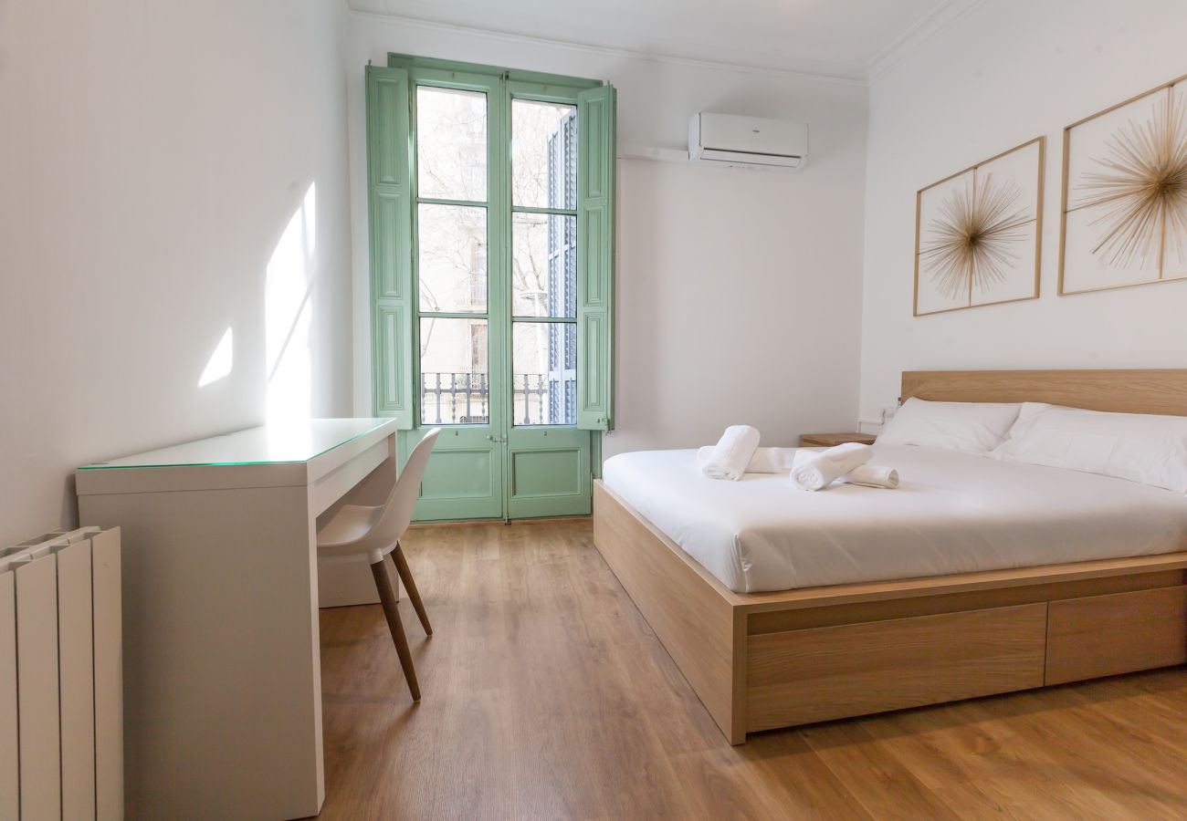 Apartment in Barcelona - Modernist Apartment 2