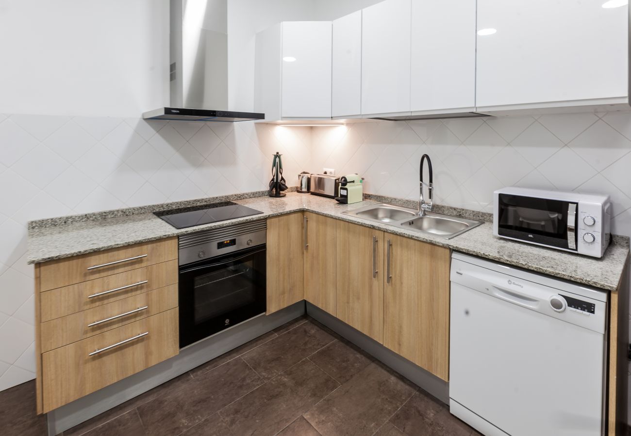 Apartment in Barcelona - Modernist Apartment 2