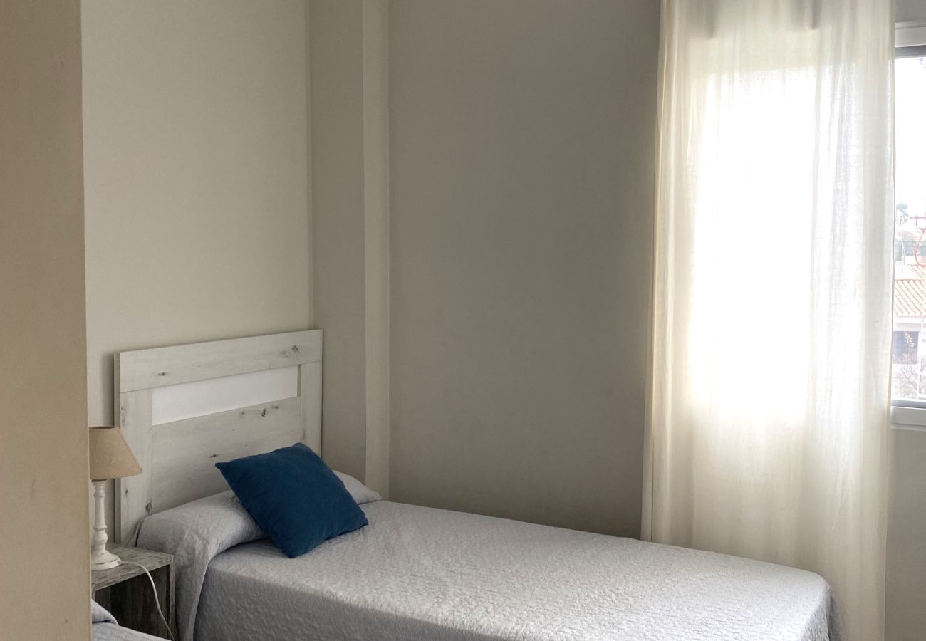 Apartment in Denia - Mediterraneo 11-2 hab. Lm 039