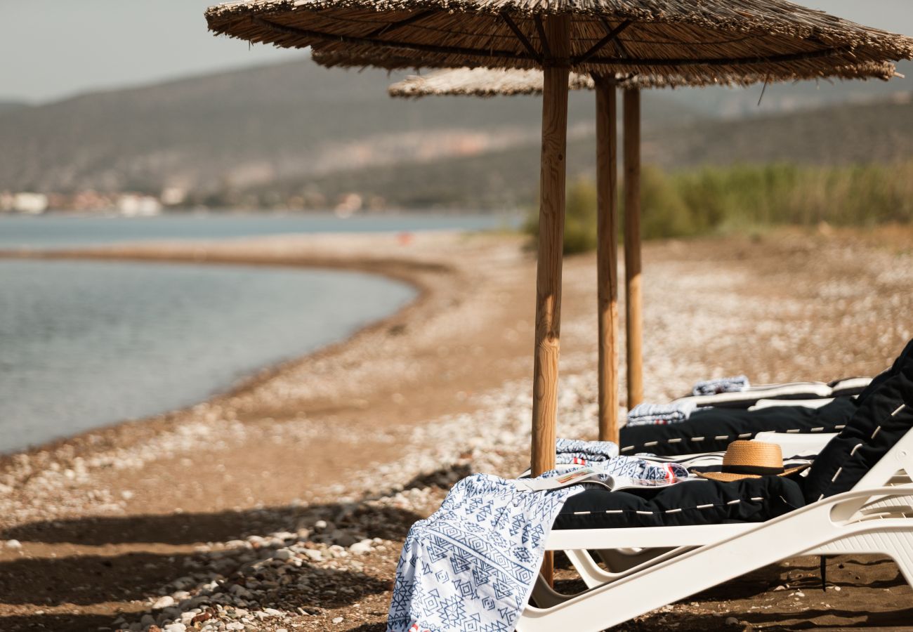 Villa in Nafplio - Private Coastal Villa in Nafplio