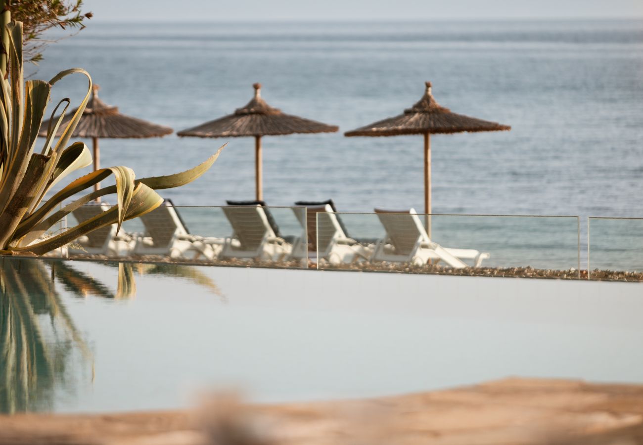 Villa in Nafplio - Private Coastal Villa in Nafplio