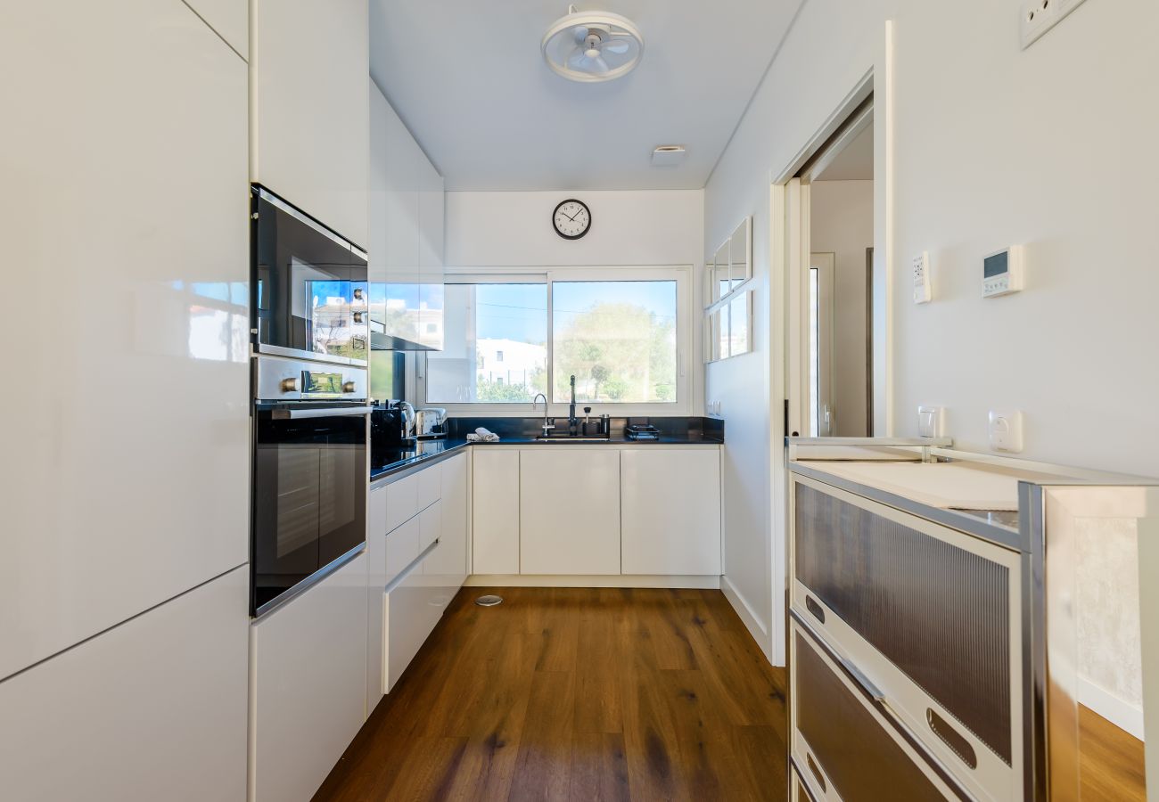 Apartment in Albufeira - Forte Beach Retreat (350m to the Sea)