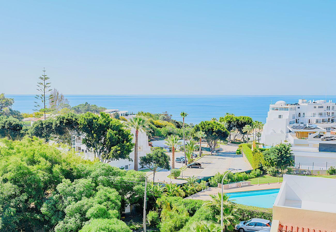 Apartment in Albufeira - Forte Beach Retreat (350m to the Sea)