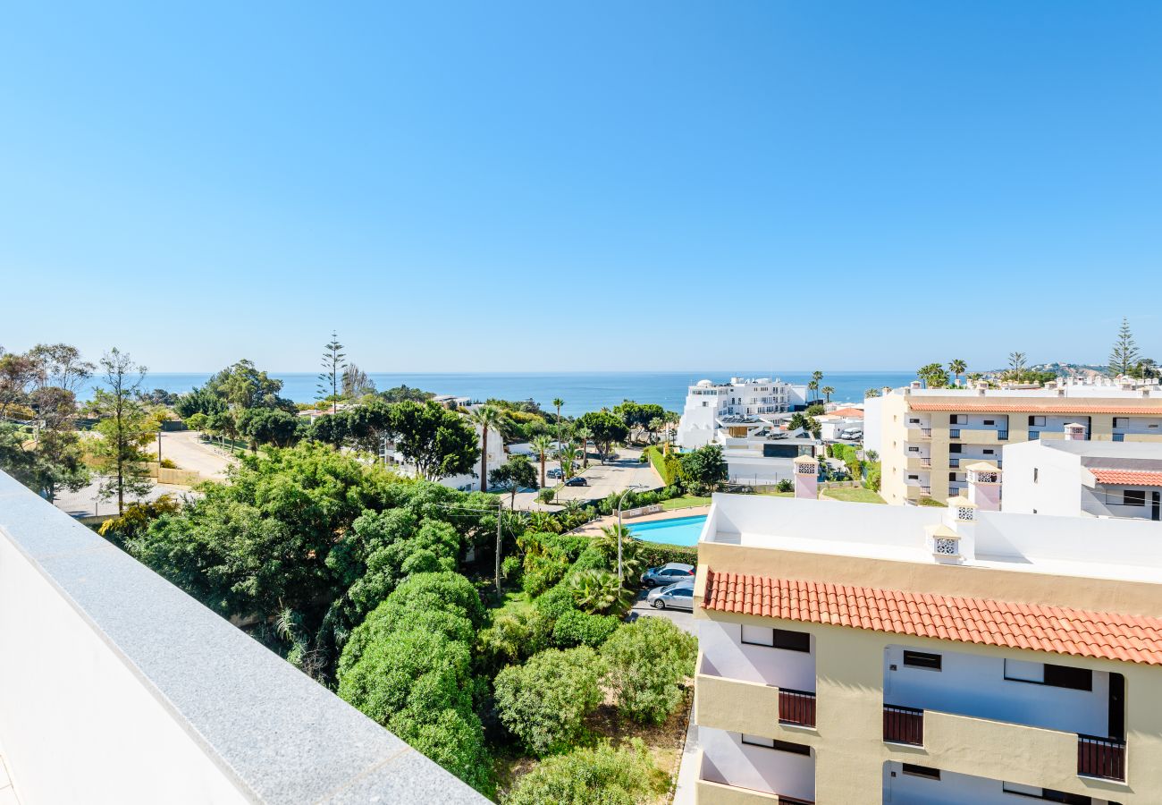 Apartment in Albufeira - Forte Beach Retreat (350m to the Sea)
