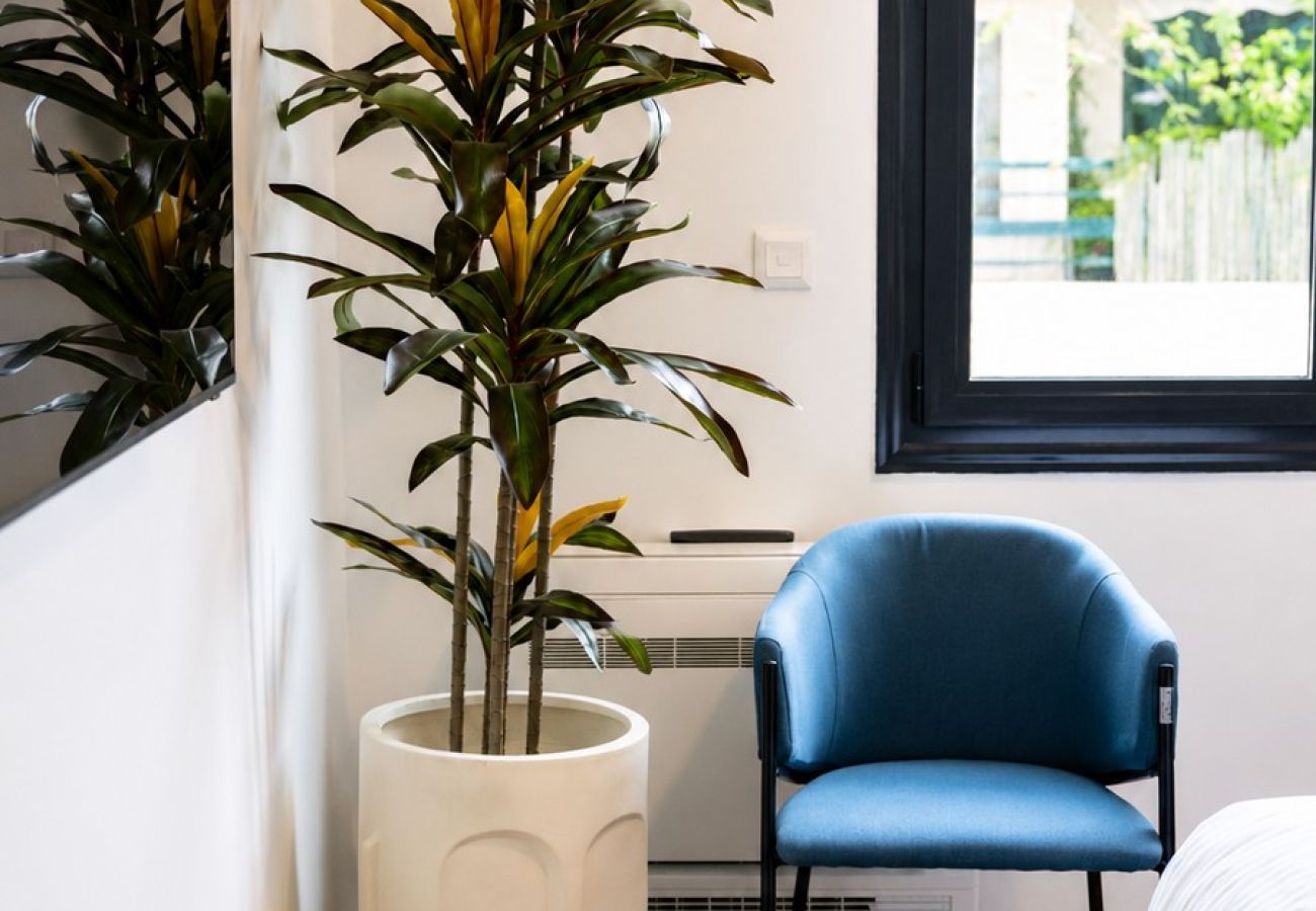Apartment in Athens - Marathonos D1