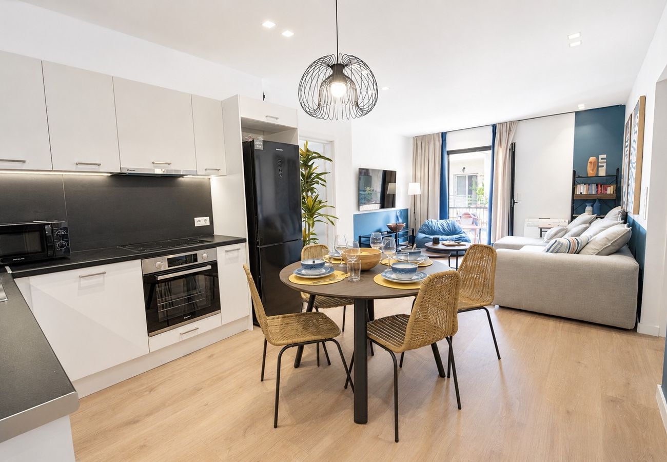 Apartment in Athens - Marathonos D2