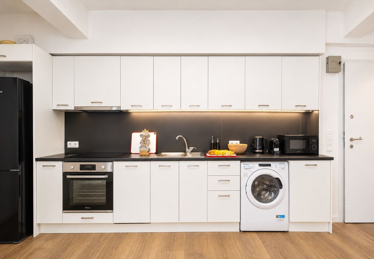Apartment in Athens - Marathonos E1