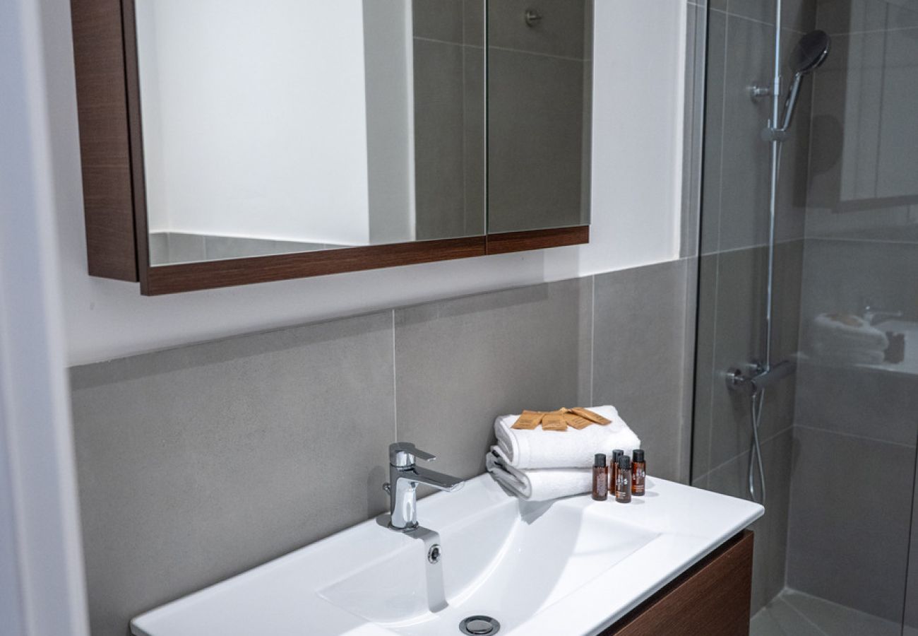 Apartment in Athens - Marathonos E2