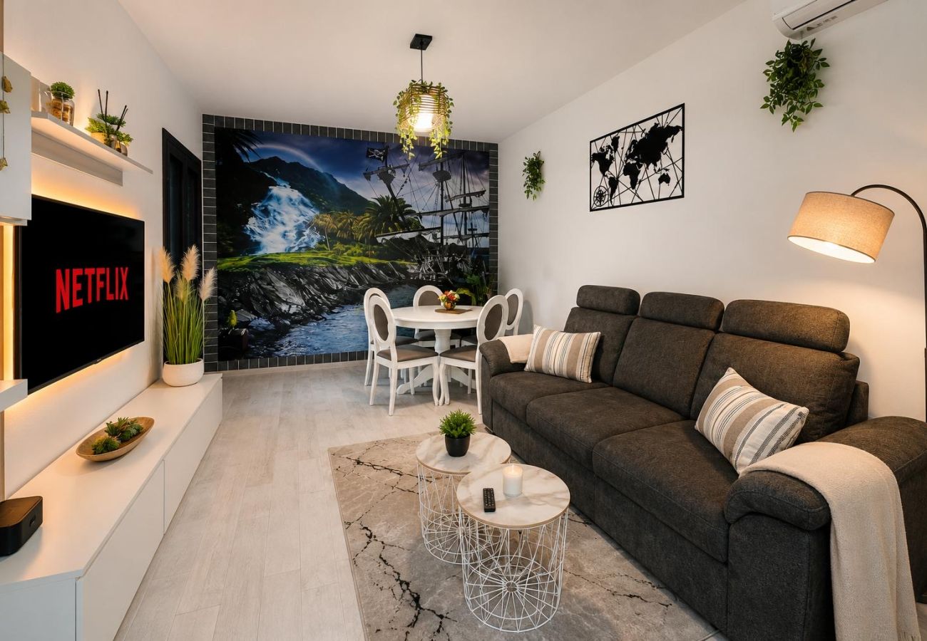 Apartment in Mamaia Nord - SeaSteps  Residence