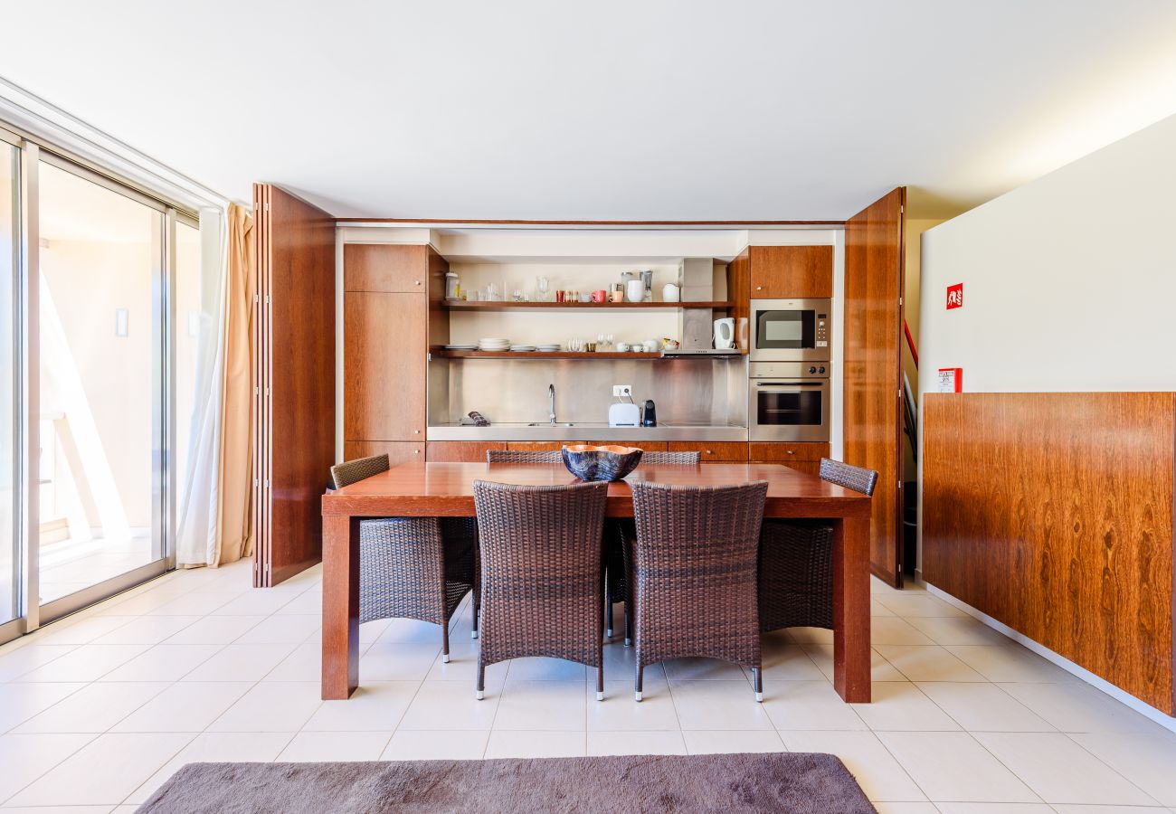 Apartment in Guia - Vila das Lagoas Salgados Retreat 