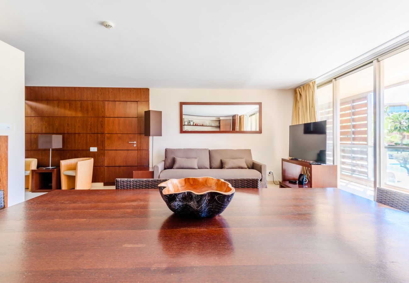 Apartment in Guia - Vila das Lagoas Salgados Retreat 