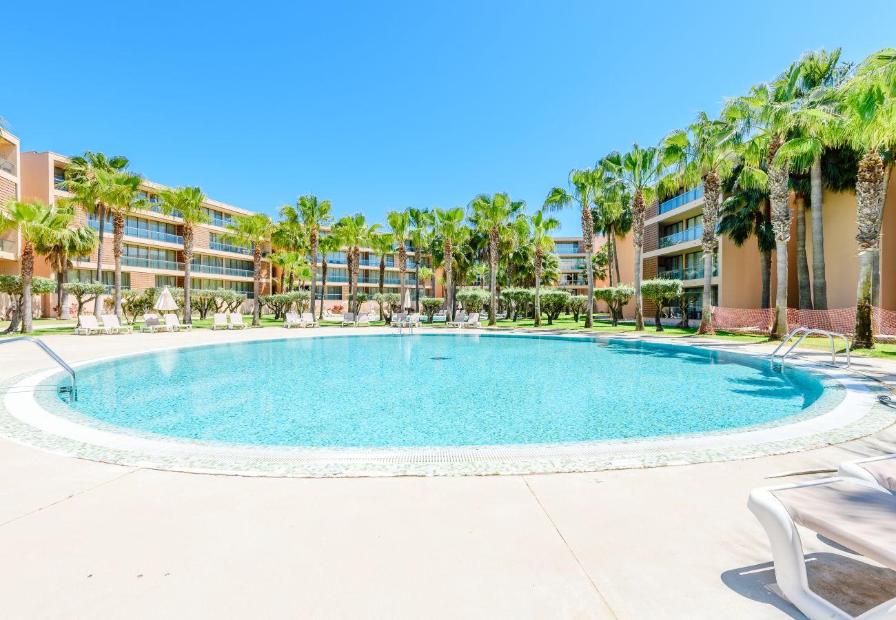 Apartment in Guia - Vila das Lagoas Salgados Retreat 