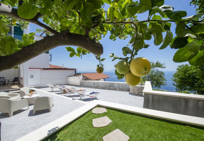 Villa in Praiano - Villa CristAl - Sea View Villa with Private Garden