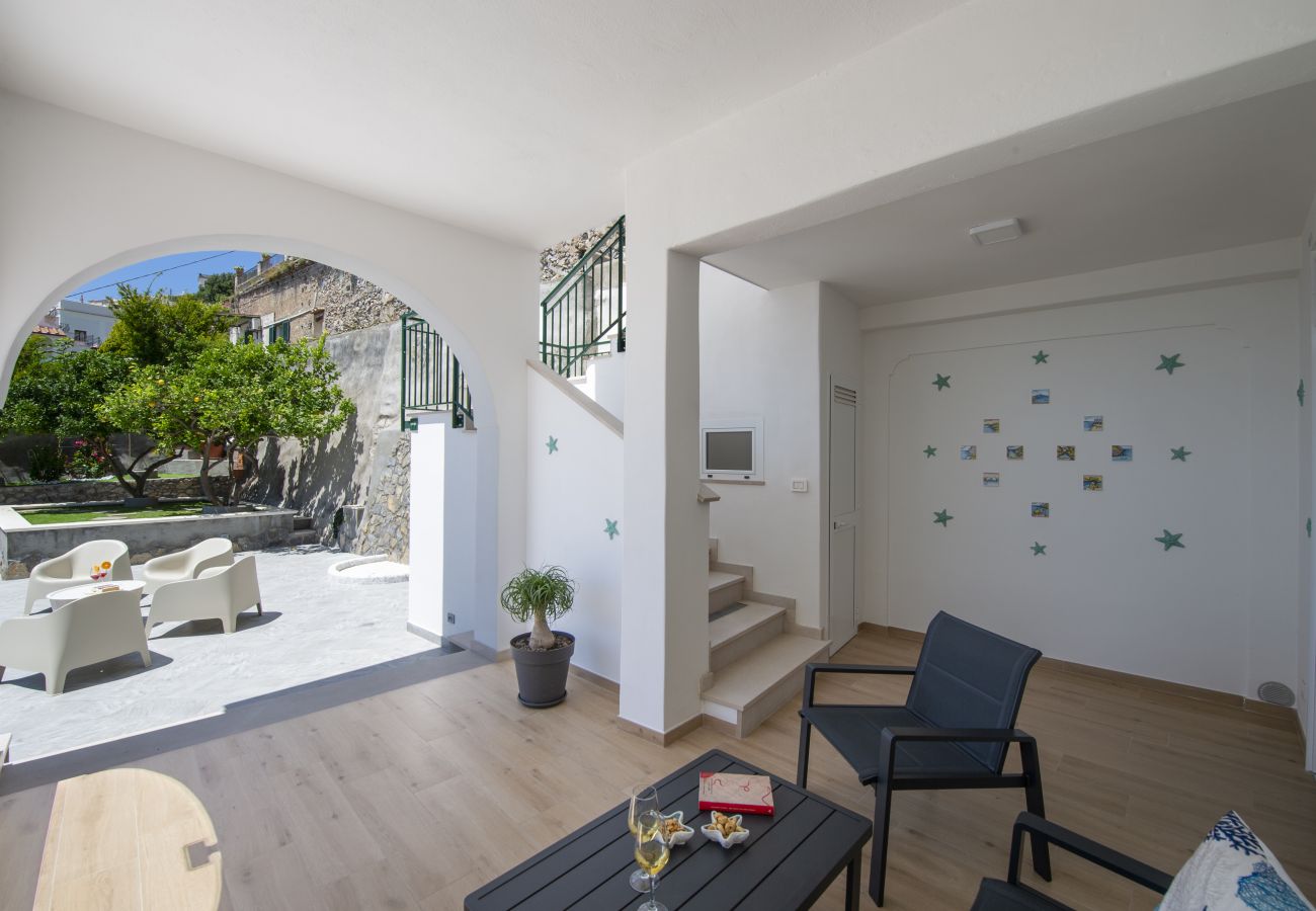 Villa in Praiano - Villa CristAl - Sea View Villa with Private Garden