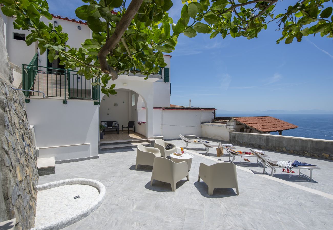 Villa in Praiano - Villa CristAl - Sea View Villa with Private Garden