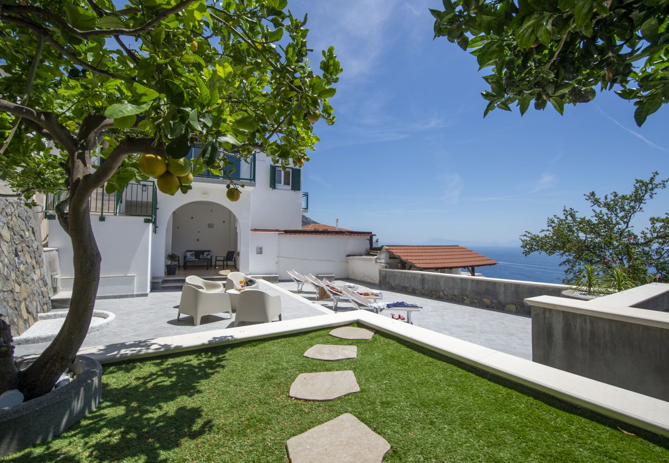 Villa in Praiano - Villa CristAl - Sea View Villa with Private Garden