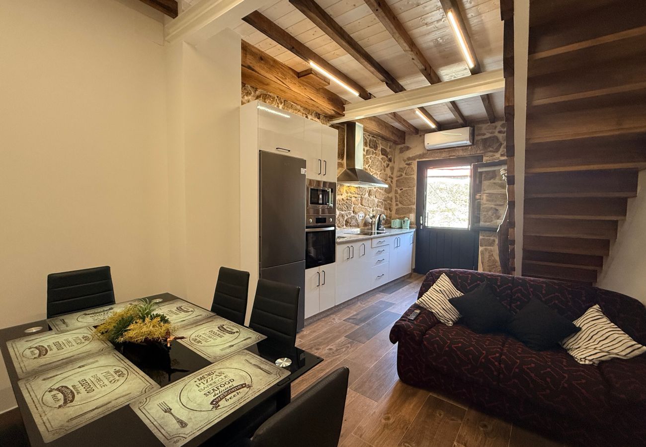 House in Allariz - YourHouse A Casa Do Cordeiro