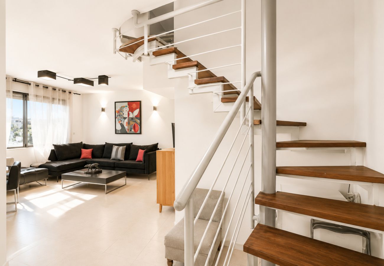 Apartment in Tel Aviv - Jaffa - MAMAD Duplex & Panoramic Terrace near Beach | FeelHome