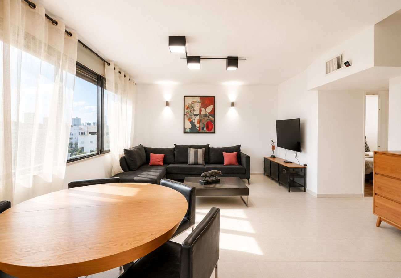 Apartment in Tel Aviv - Jaffa - MAMAD Duplex & Panoramic Terrace near Beach | FeelHome