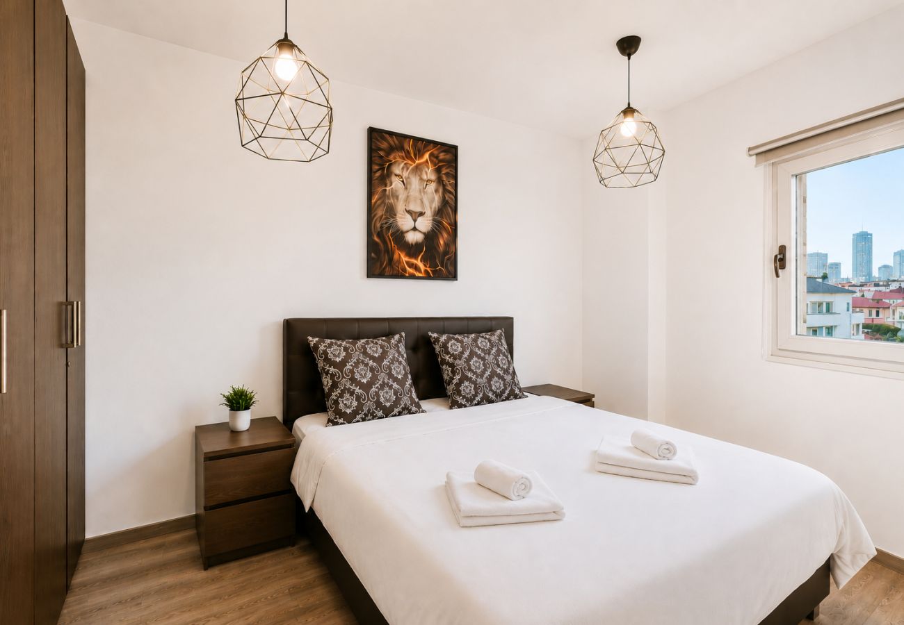 Apartment in Tel Aviv - Jaffa - MAMAD Duplex & Panoramic Terrace near Beach | FeelHome