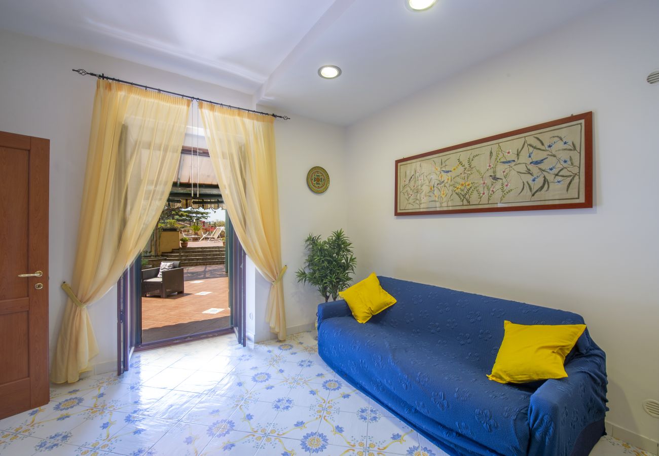 House in Maiori - Casa di Trilly - with Hot Tub & Lemon Garden