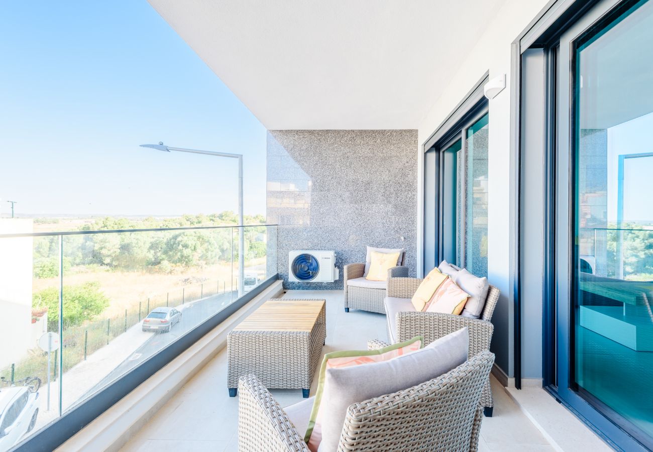 Apartment in Alvor - Casa Alvor Ria Retreat
