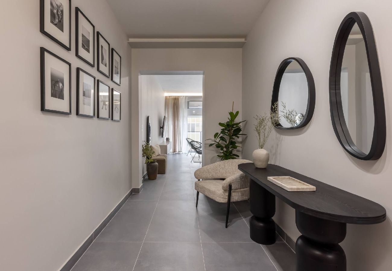 Apartment in Kallithea - Elegant Urban Flat Near Center