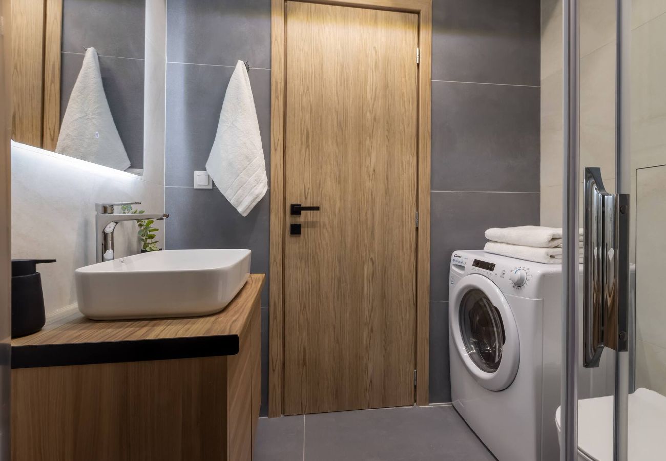 Apartment in Kallithea - Elegant Urban Flat Near Center